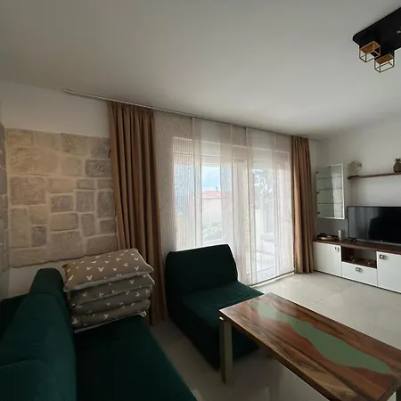 Anita Sveti Filip i Jakov